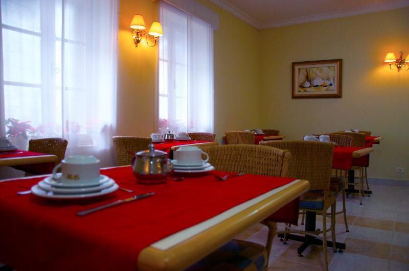 Curitiba Palace Estacao Hotel Bagian luar foto